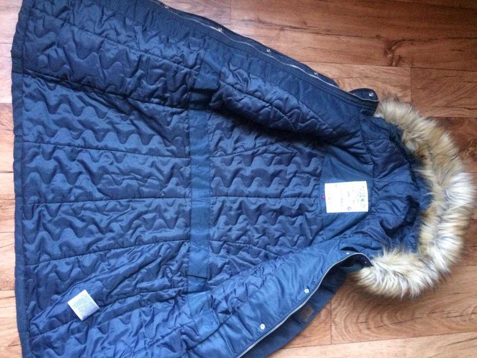 Продам аляску Германия на девушку(весна-осень)