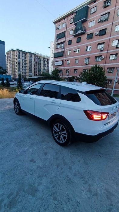 Lada Vesta SW Cross