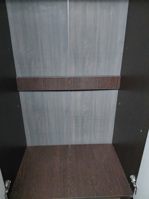 Шкаф для одежды          .