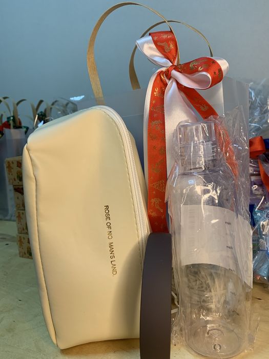 Новогодние подарки от 1200