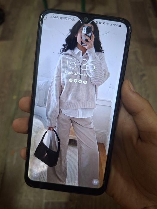 Samsung galaxy A10s holati yaxshi