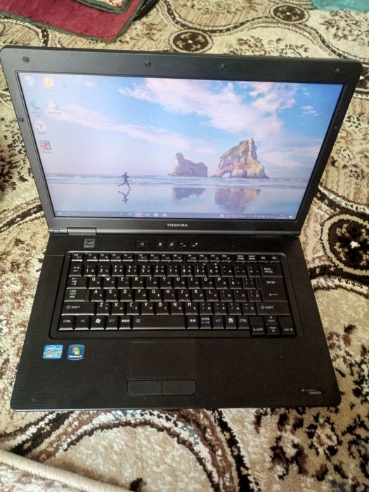 Ноутбук тошиба , интел  и7