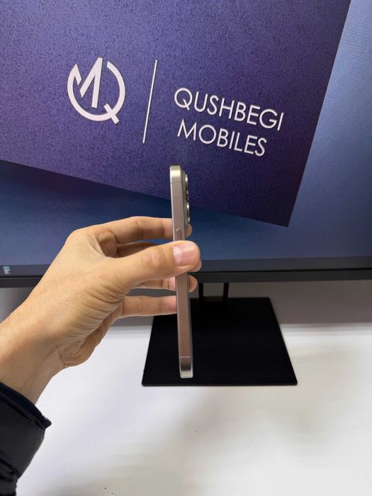 Sim karta o`qimiydi! iPhone 15 Pro 256GB Natural titan