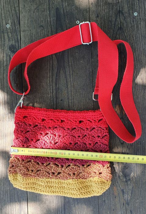 Плетена чанта на една кука