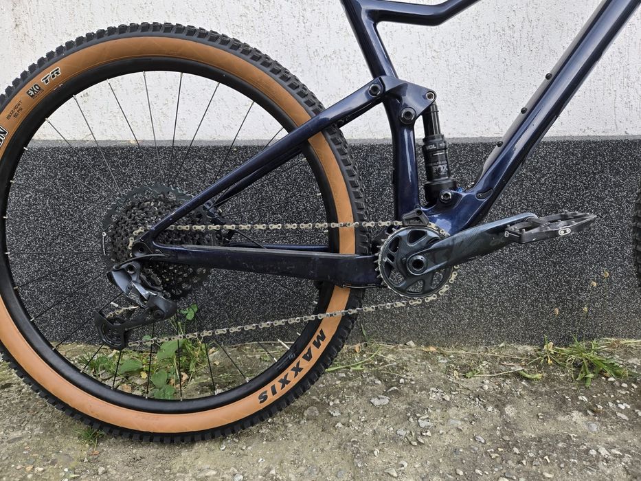 Vând full suspension Scott spark