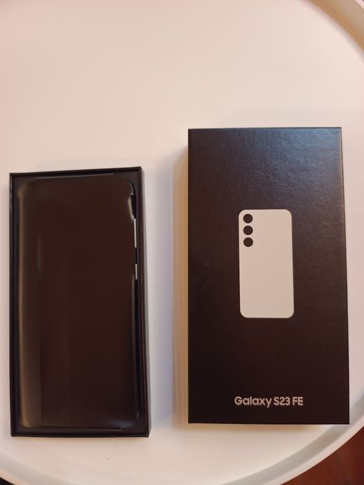 Samsung S 23 FE ca nou