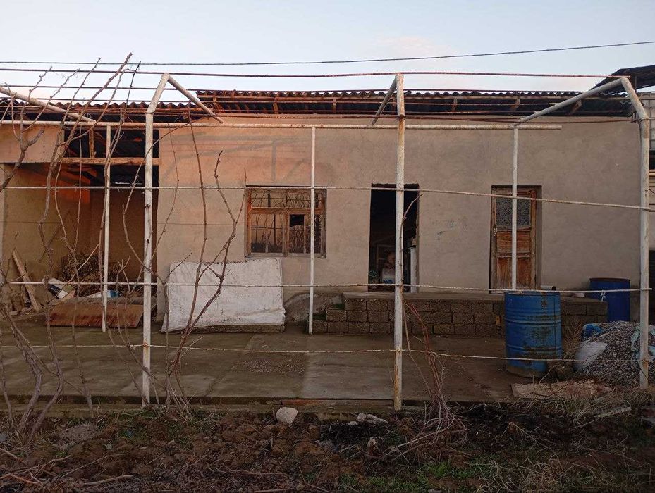 10 сотихли Ховли сотилади