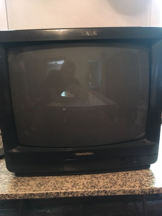 Продам телевизор