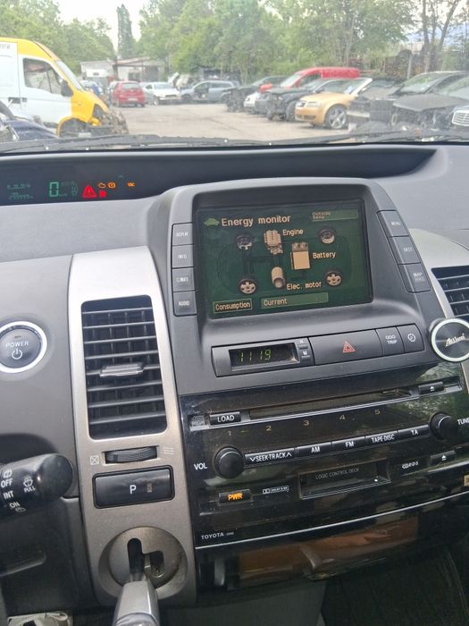 На части toyota prius 1,8 hibrid