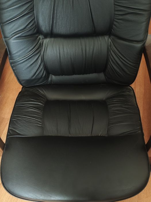 Офисный кресло, чёрный