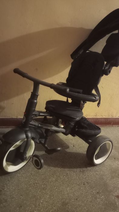 Vând tricicleta pliabila