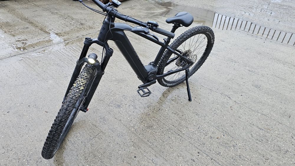 Електрически кубе реакшън