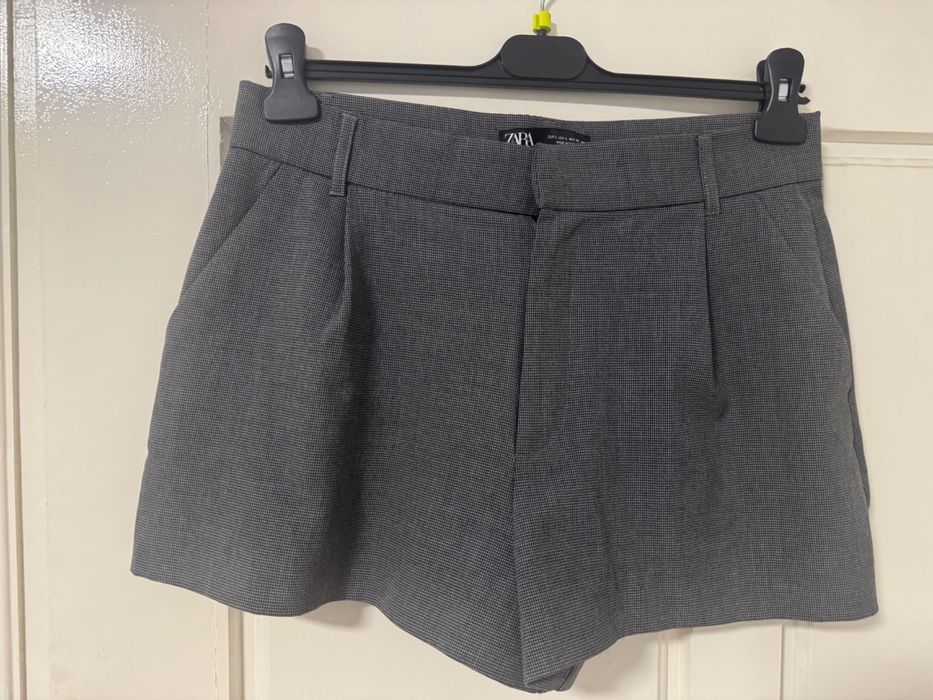 Къси панталонки Zara