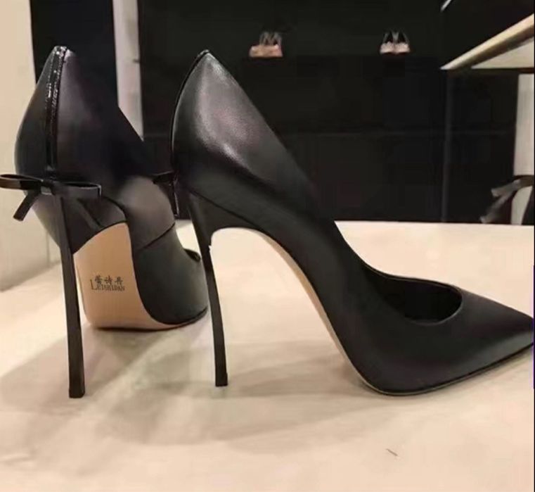 Вечерный черный туфли