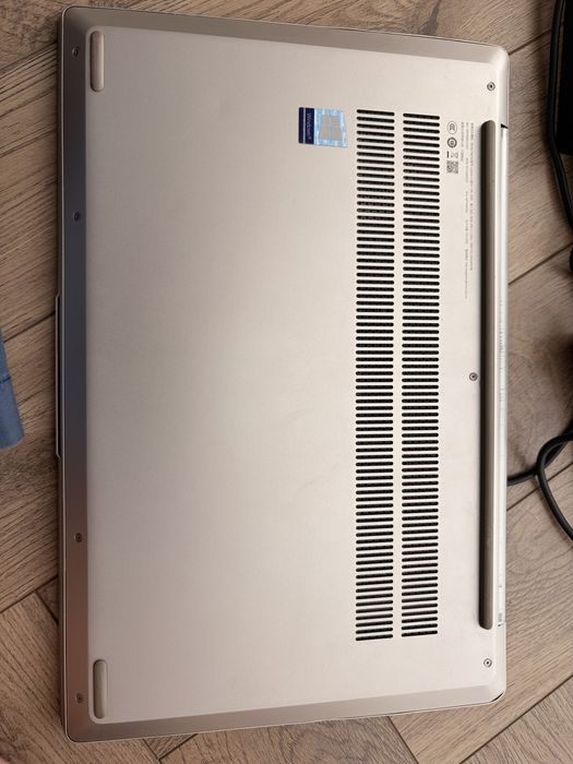 Lenovo notebook. Core i5 。16gb 512gb