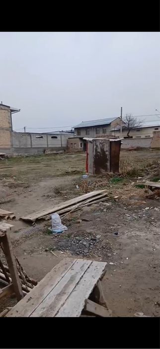 Yer sotiladi Nazarbek Mevazor maxallada