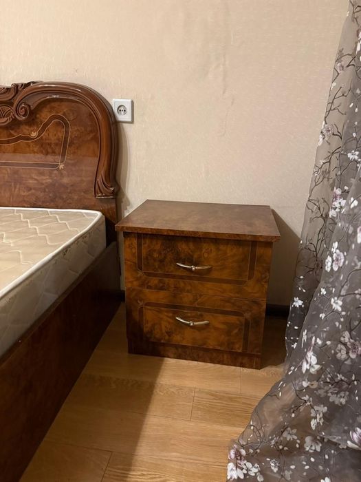 Спальный гарнитур в комплекте б/у. Самовывоз