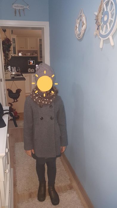 Палтенце на Зара 118 ръст 5-6 г.