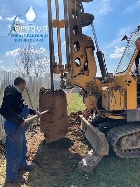 FORAJ apa FANTANA Clasica cu Tub beton