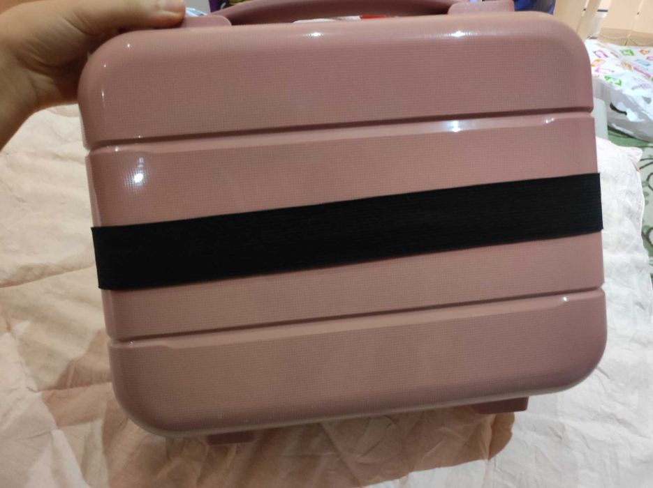 Чанта/куфарче за ръчен багаж