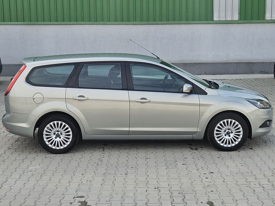 FORD Focus 2009 — imagine 5