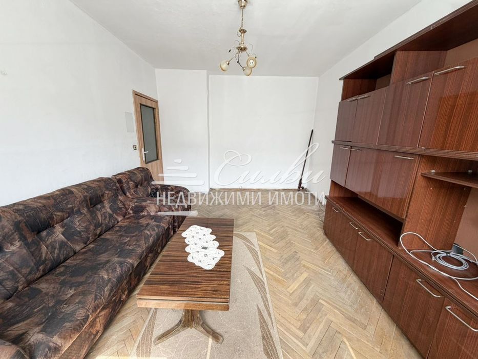 Двустаен ЮЖЕН апартамент - кв.Тракия!