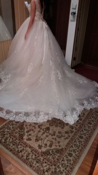 Свадебный платье