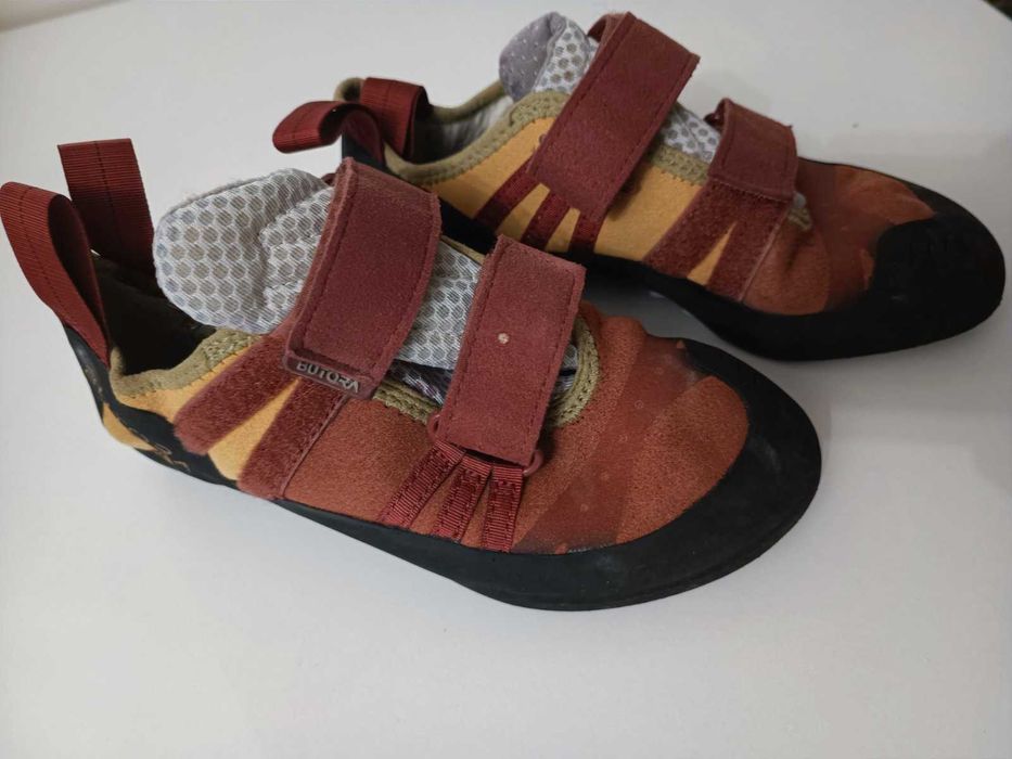 Дамски еспадрили Butora – №38