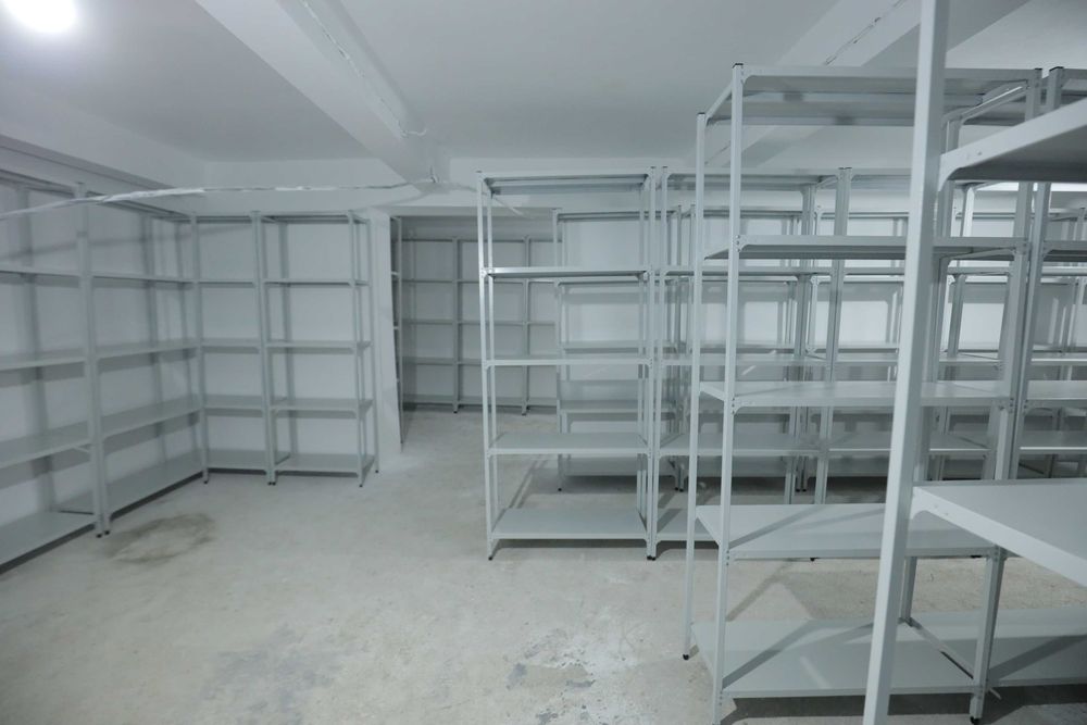 Polkaly stellaj, arxiv tokchasi Акция, метал архивный стеллаж