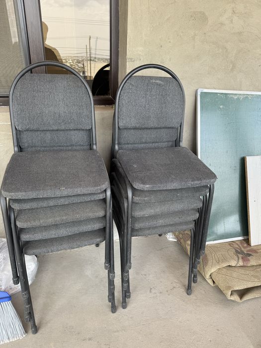 Офисные стулья 10 шт