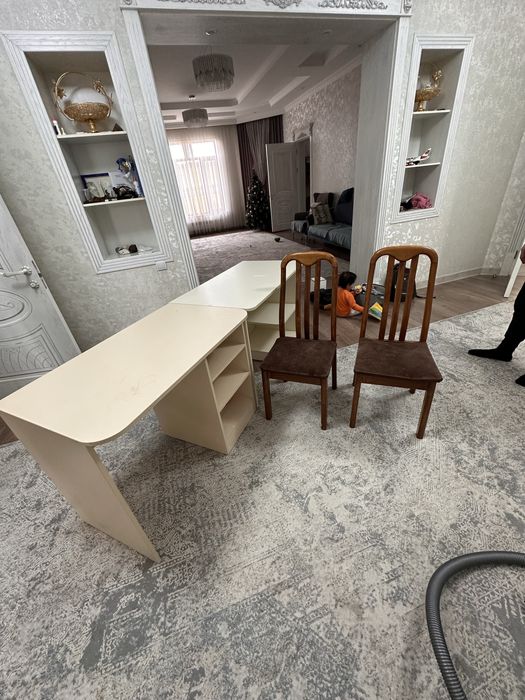 Парта, компьютерный стол