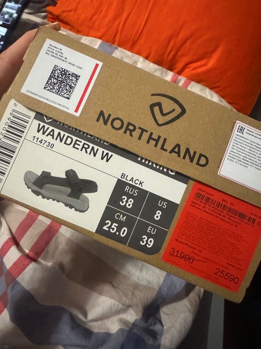 Продам сандали Northland
