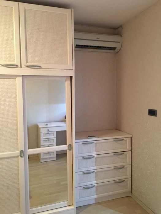 Продава се Двустаен апартамент в София, Стрелбище - 52 кв.м за 3654 €/кв.м - Снимка #3