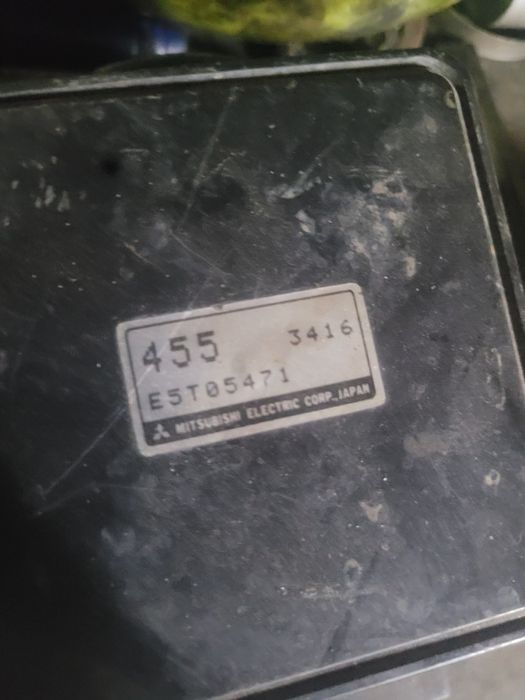 Дмрв митсубиси галант 7  валюметр