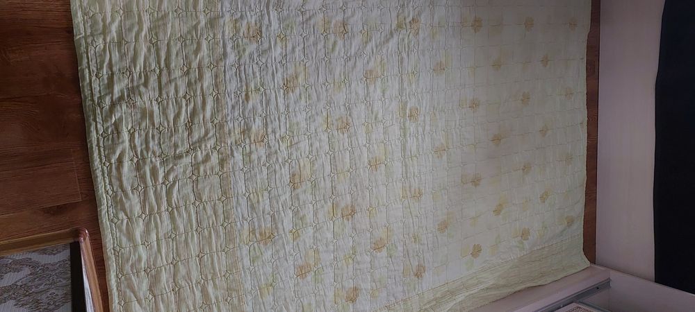 Пледы бу в хорошем состоянии почти даром.