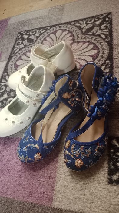 Детская обувь на девочку