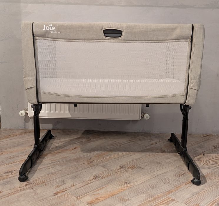 Манеж, люлкька для новорожденного