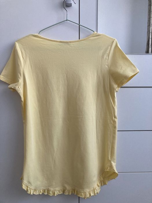 Vand haine in conditii foarte bune