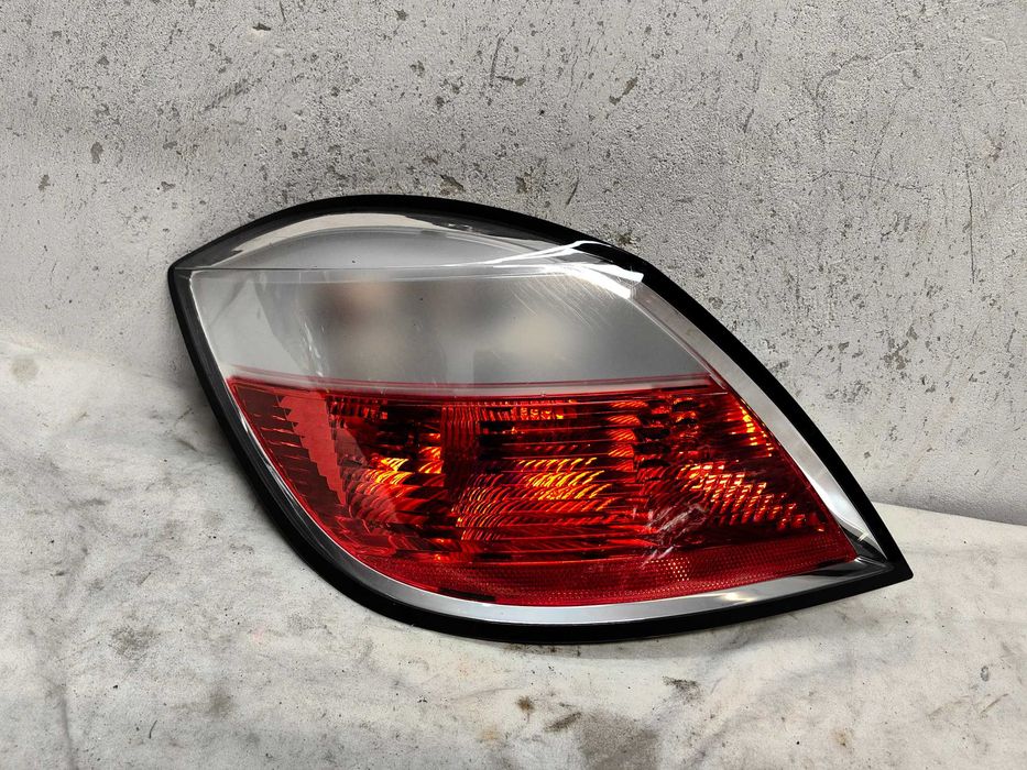 Оригинален стоп Опел Астра  Opel Astra H