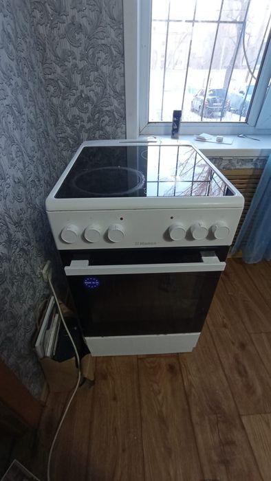 Электрическая плита