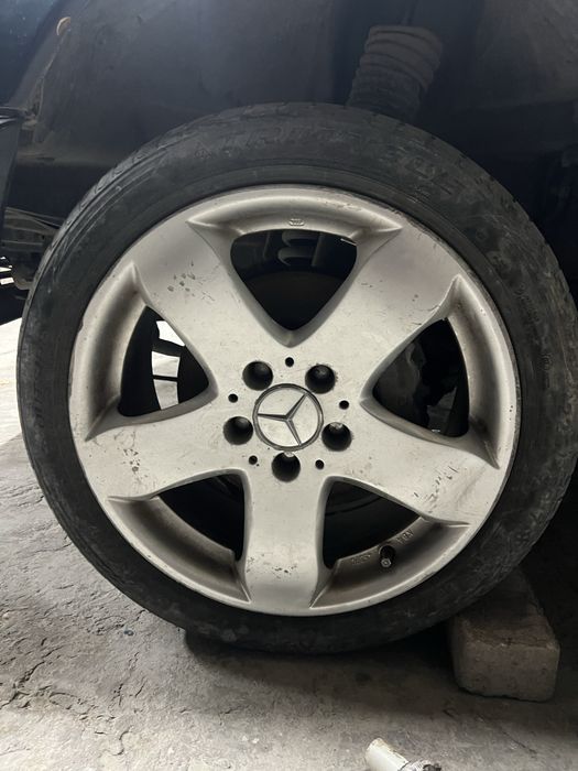 Продаю диски мерседес w124 3 шт