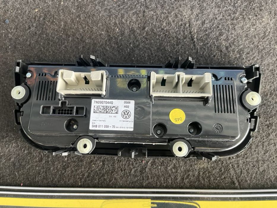 Панел за климатроник Seat Alhambra VW Sharan 7n0907044 q с лайсна