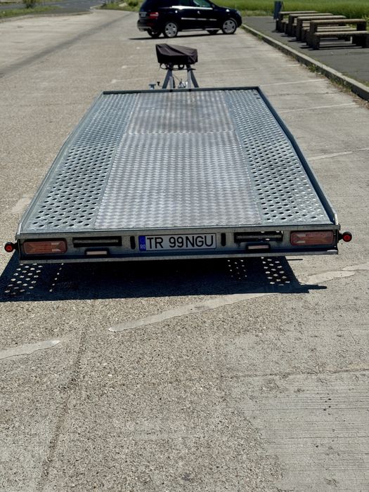 De vânzare platformă auto Taurus – 5 metri – 2025