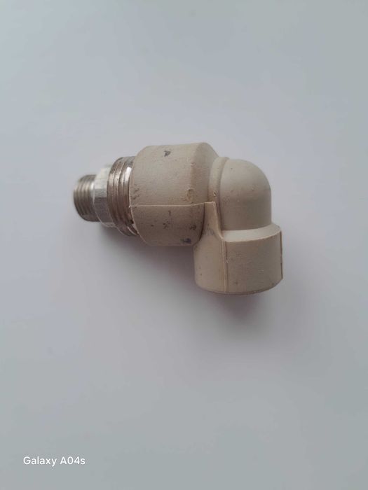 Продается фитинг новый