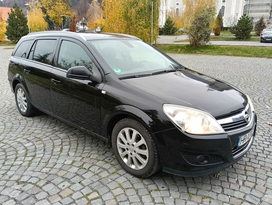 Autoturism OPEL Astra H