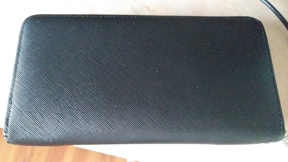 Портмоне дамско Guess