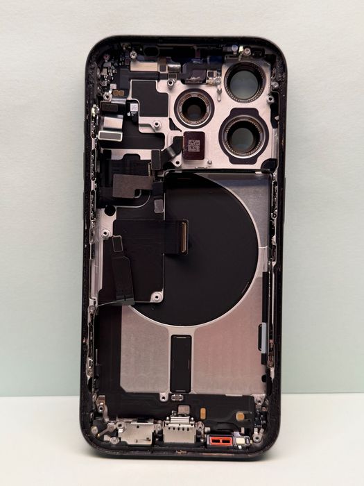 Carcasa originala iPhone 15 Pro Black capac spate original Apple Swap