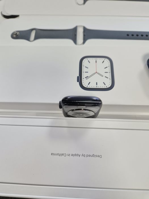 Apple Watch 9 / Black / 45 mm / GPS+CELLULAR/ DeluxGSM