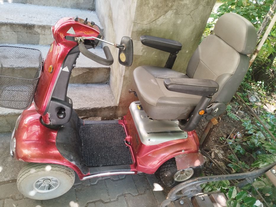 Scuter persoane in vârstă