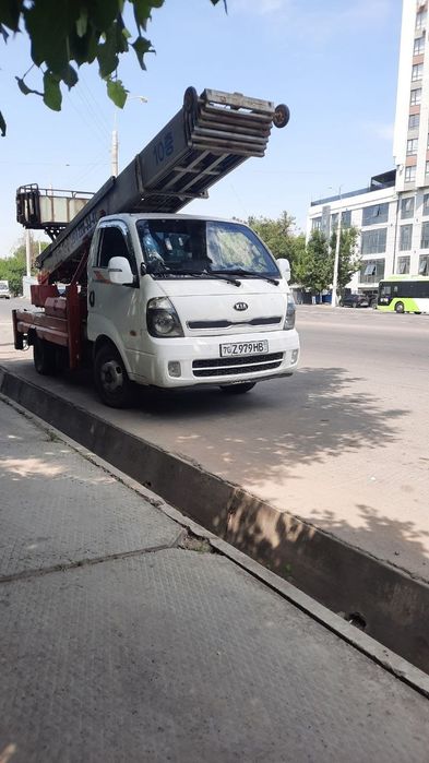 Kia Bongo: avtolift Yili:2016  8-etajgacha chiqa oladi   Holati:yaxshi